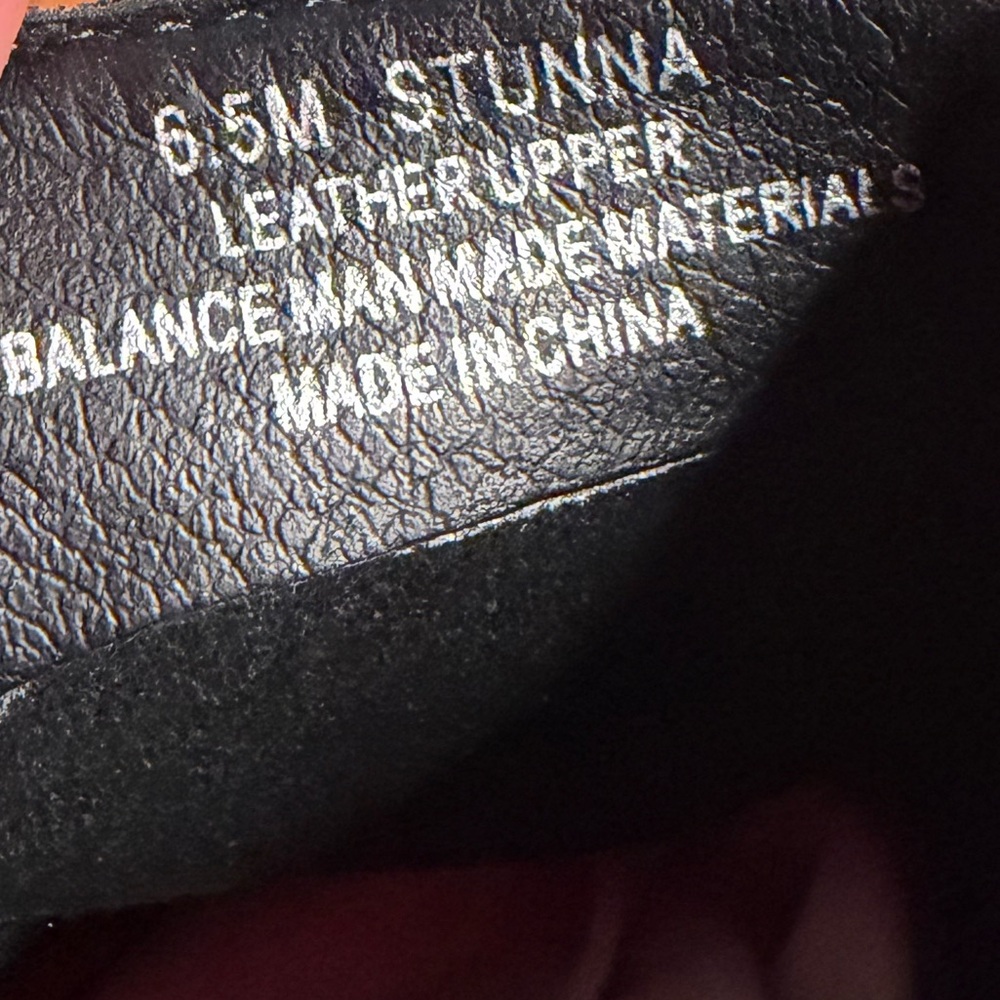 Dolce Vita Stunna Suede Black Ankle Boots - Picture 6 of 6
